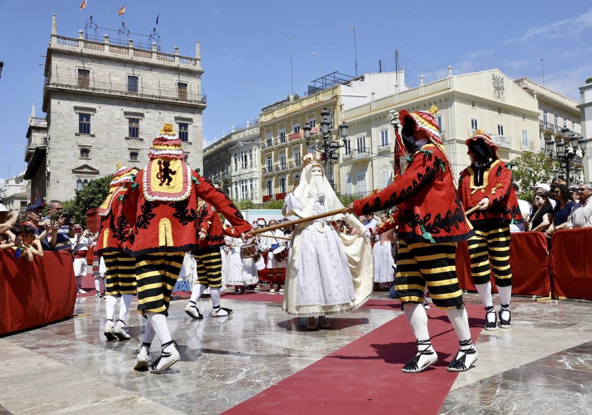 La moma, durante la festividad del Corpus.