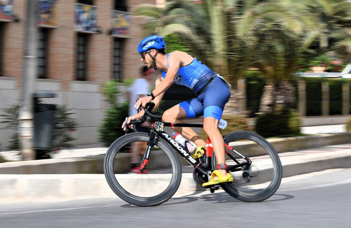 Búscate en el Triatlón 2024 de Valencia