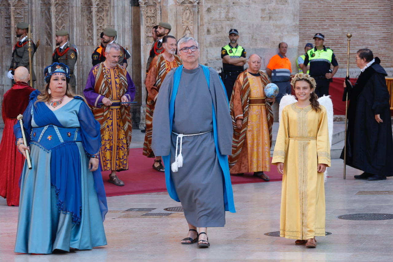 Las mejores imágenes de la solemne procesión del Corpus Christi de Valencia