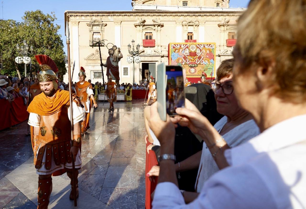 Las mejores imágenes de la solemne procesión del Corpus Christi de Valencia