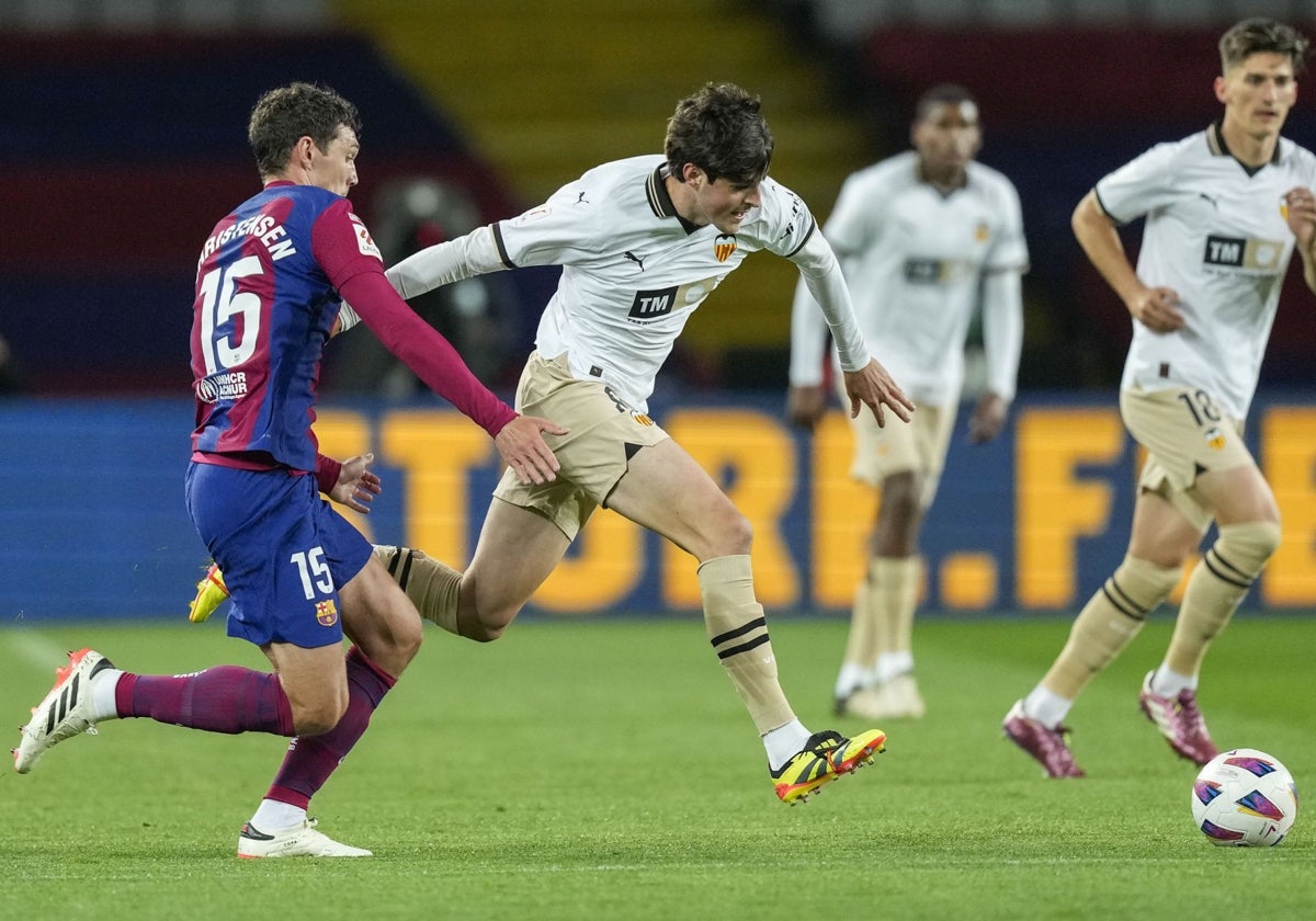 Javi Guerra, en el partido contra el Barça.