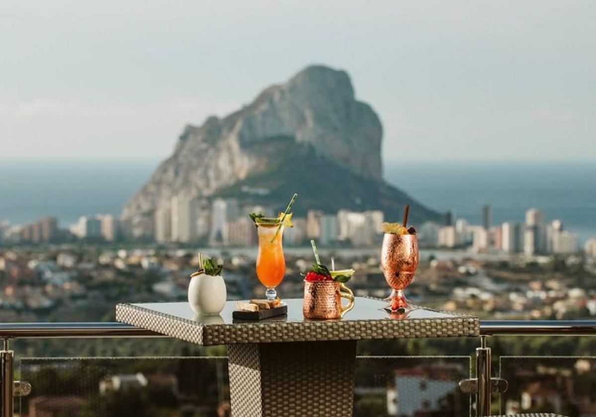 La azotea del 'Orobianco', en Calpe