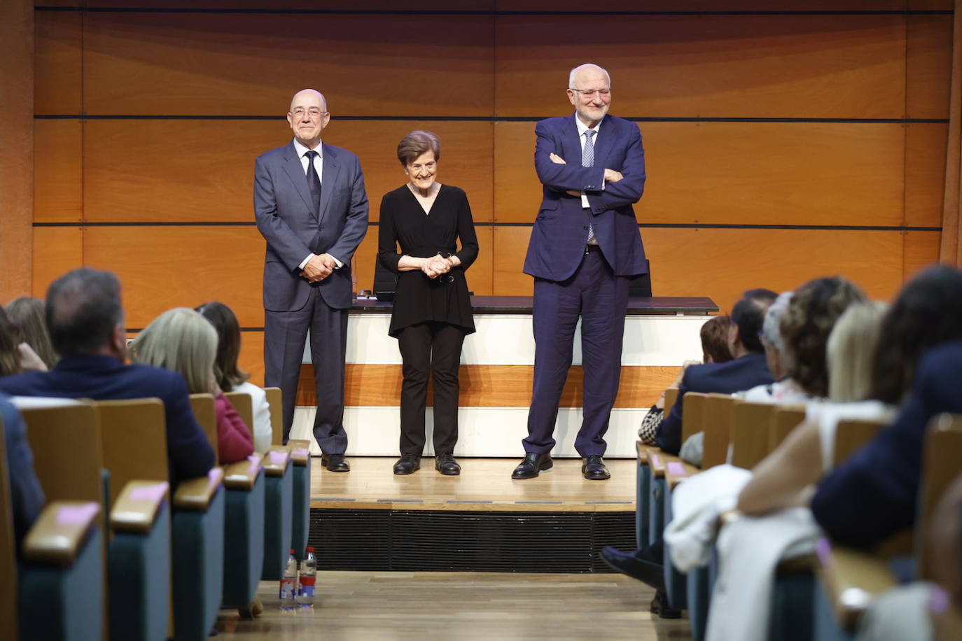 Las imágenes de la conferencia de Juan Roig en Etnor