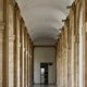 Imagen principal - El deslumbrante socarrat, la elegante puerta