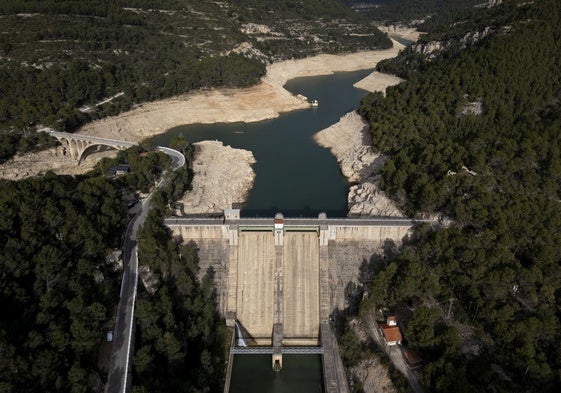 Vista del embalse de Ulldecona.