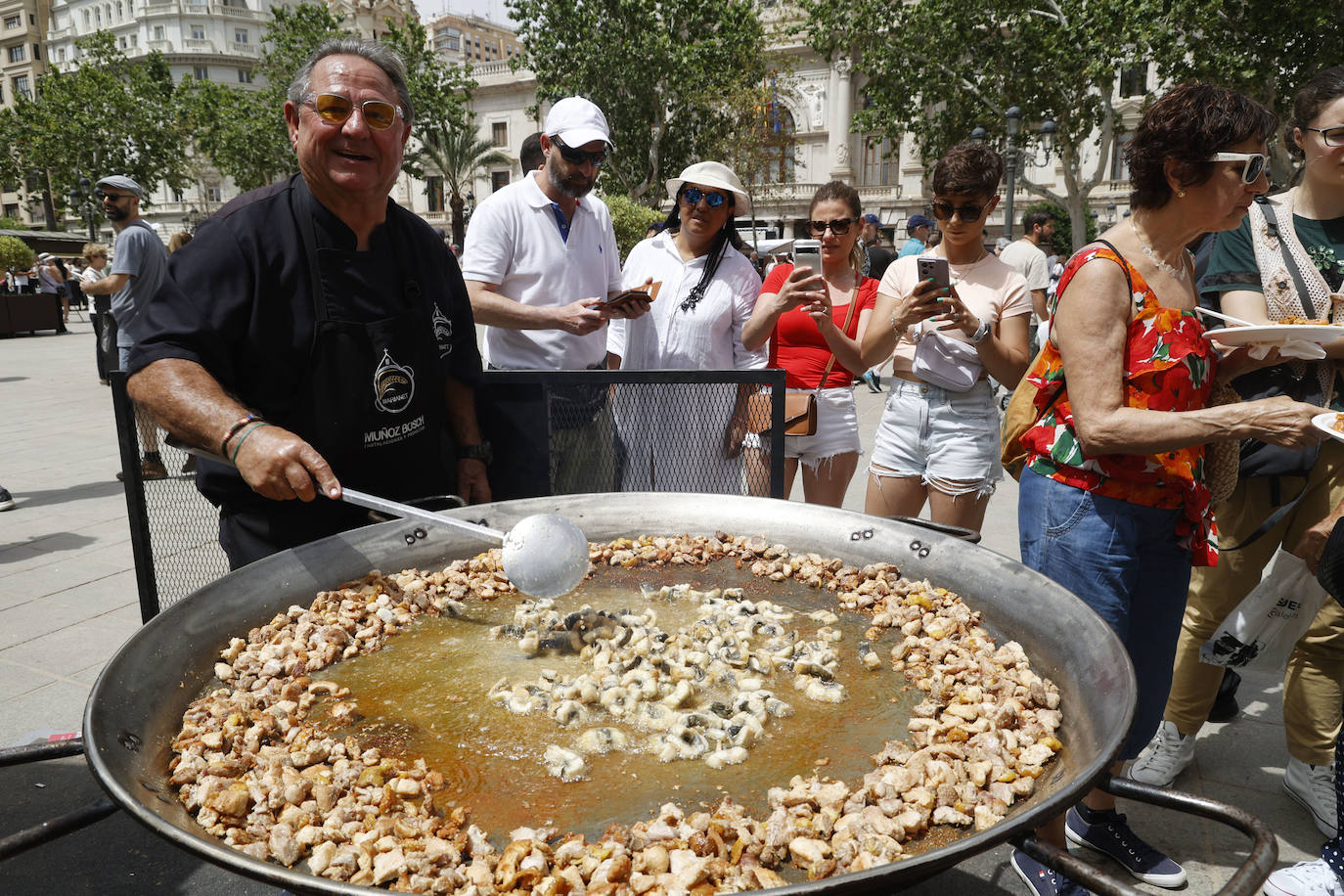 Fotos del festival Tastarros en la plaza del Ayuntamiento de Valencia