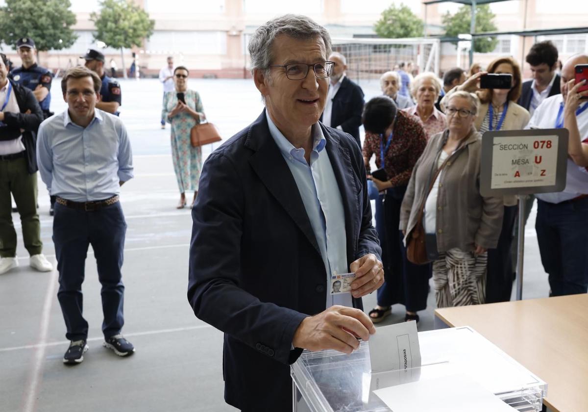 Alberto Núñez Feijóo vota en las elecciones europeas en Madrid