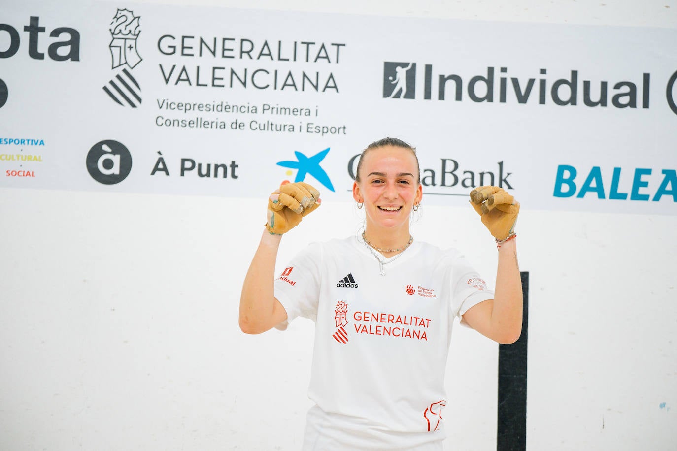 Fotos de Victoria, campeona del Individual femenino de pilota valenciana