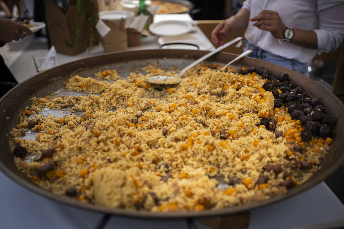 Fotos del festival Tastarros en la plaza del Ayuntamiento de Valencia