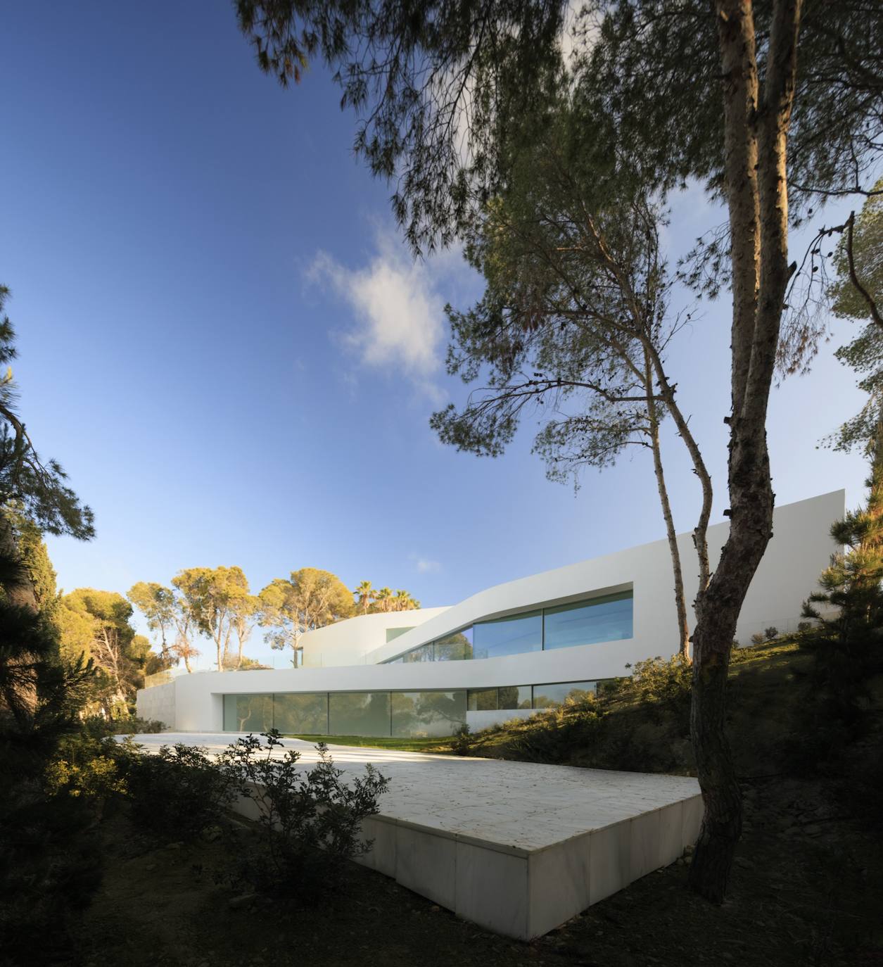 Casa Sabater, la vivienda que simula la subida a una ermita