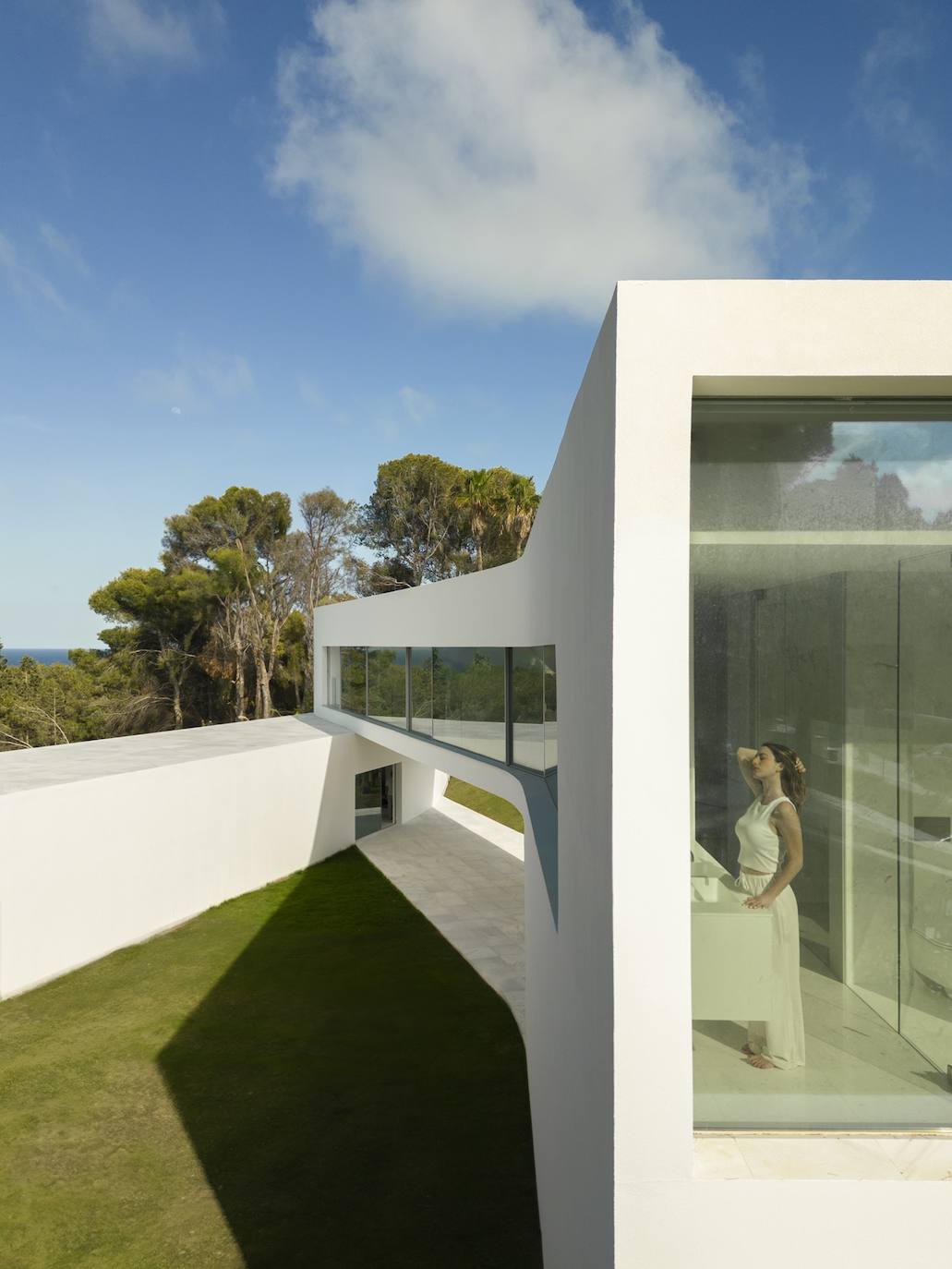 Casa Sabater, la vivienda que simula la subida a una ermita