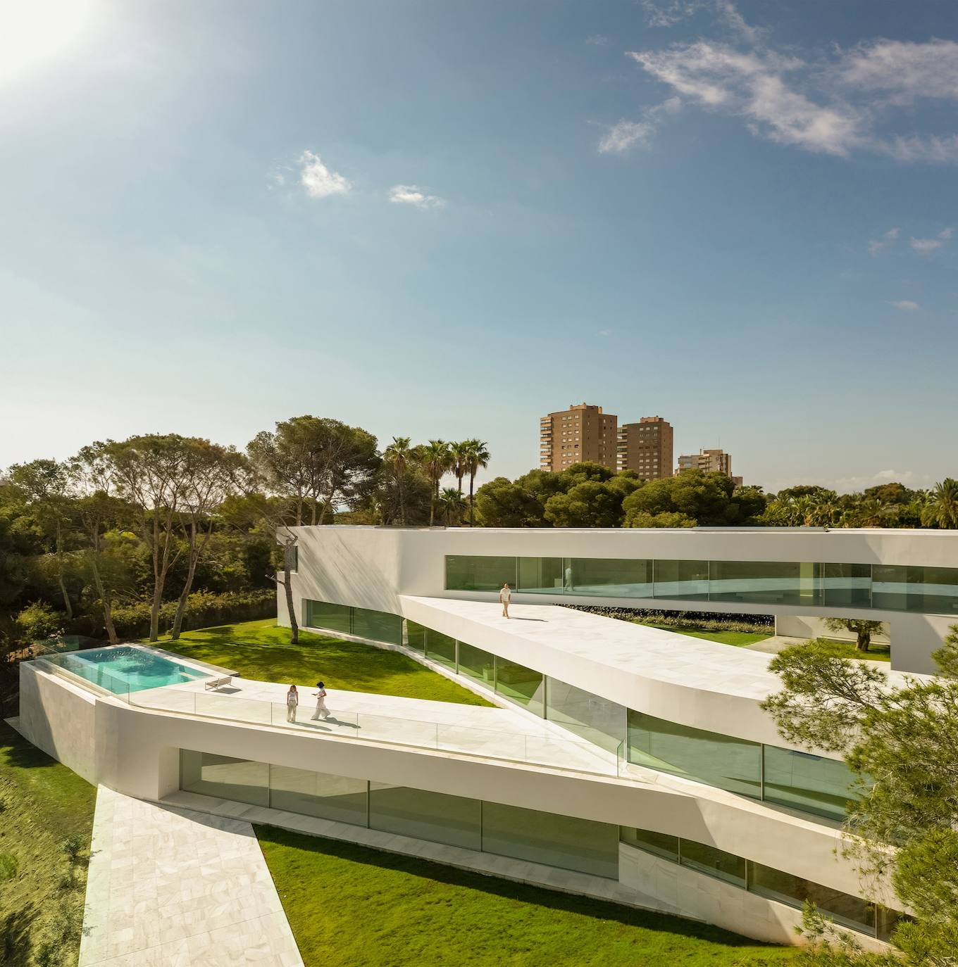 Casa Sabater, la vivienda que simula la subida a una ermita