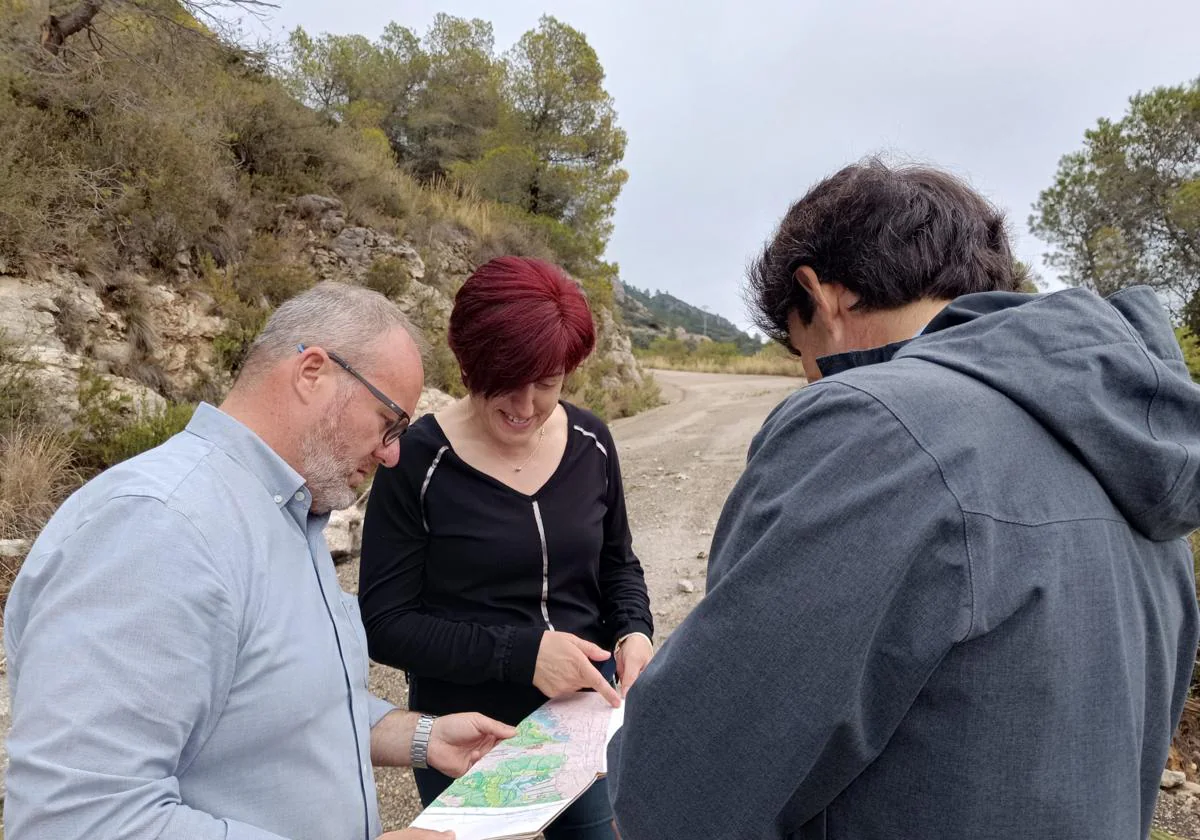 La Diputación acondicionará un acceso para vehículos forestales de Barx al Mónduver tras un desprendimiento