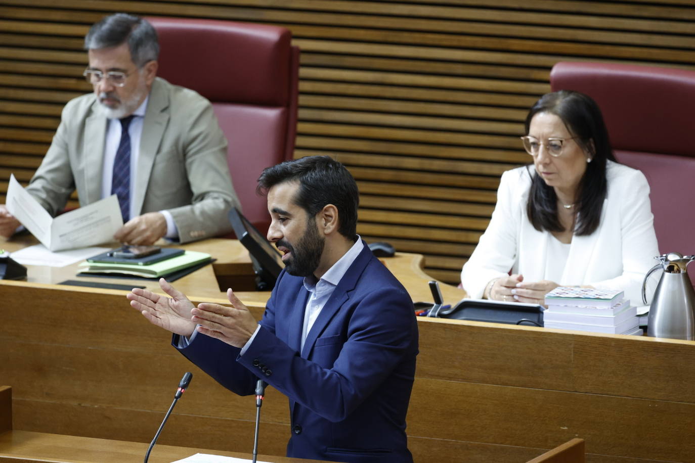 La sesión de control a Mazón en Les Corts, en imágenes