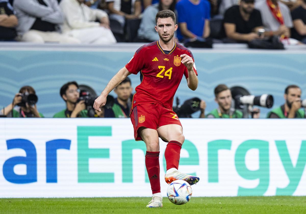 Aymeric Laporte en el Mundial de Catar 2022.