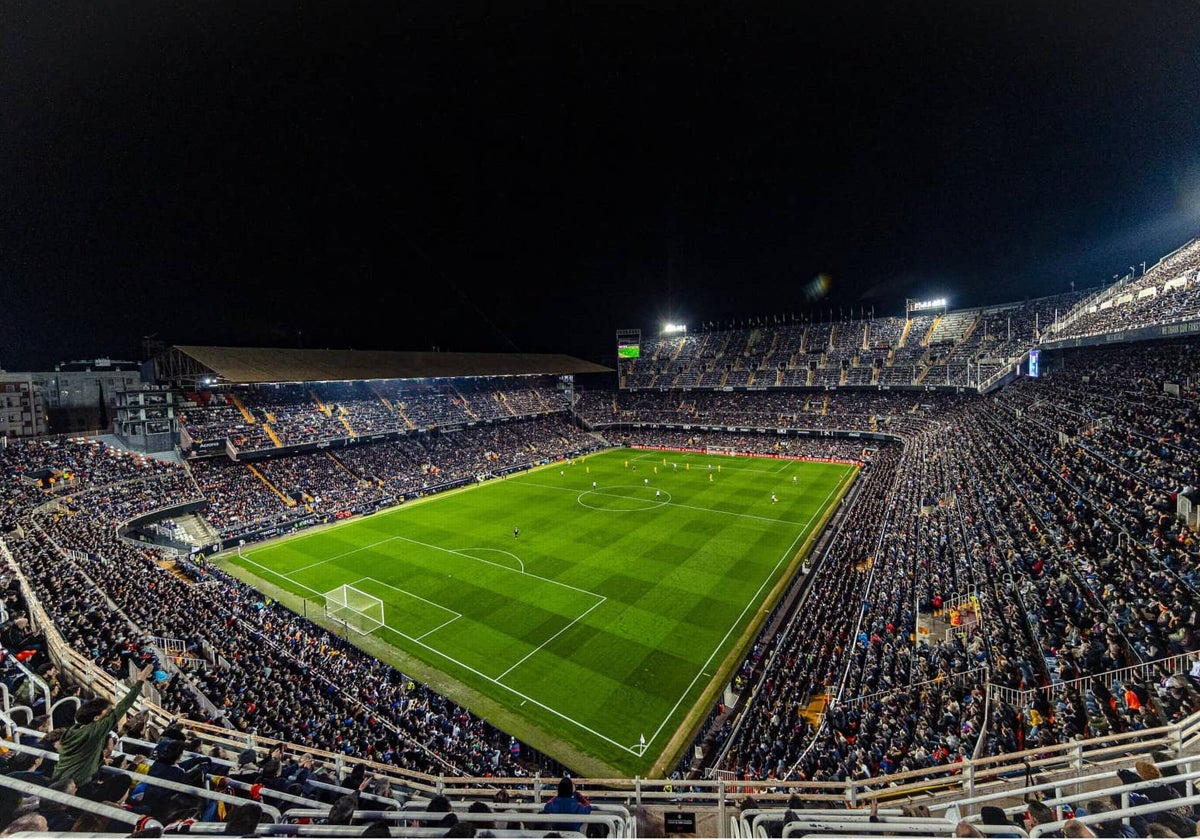 Mestalla, durante un partido.