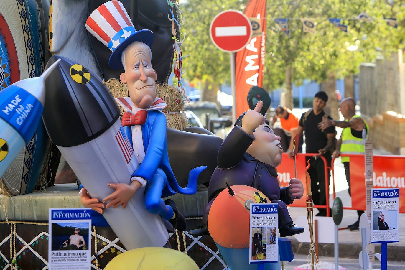 Un paseo por las Hogueras de Alicante 2024