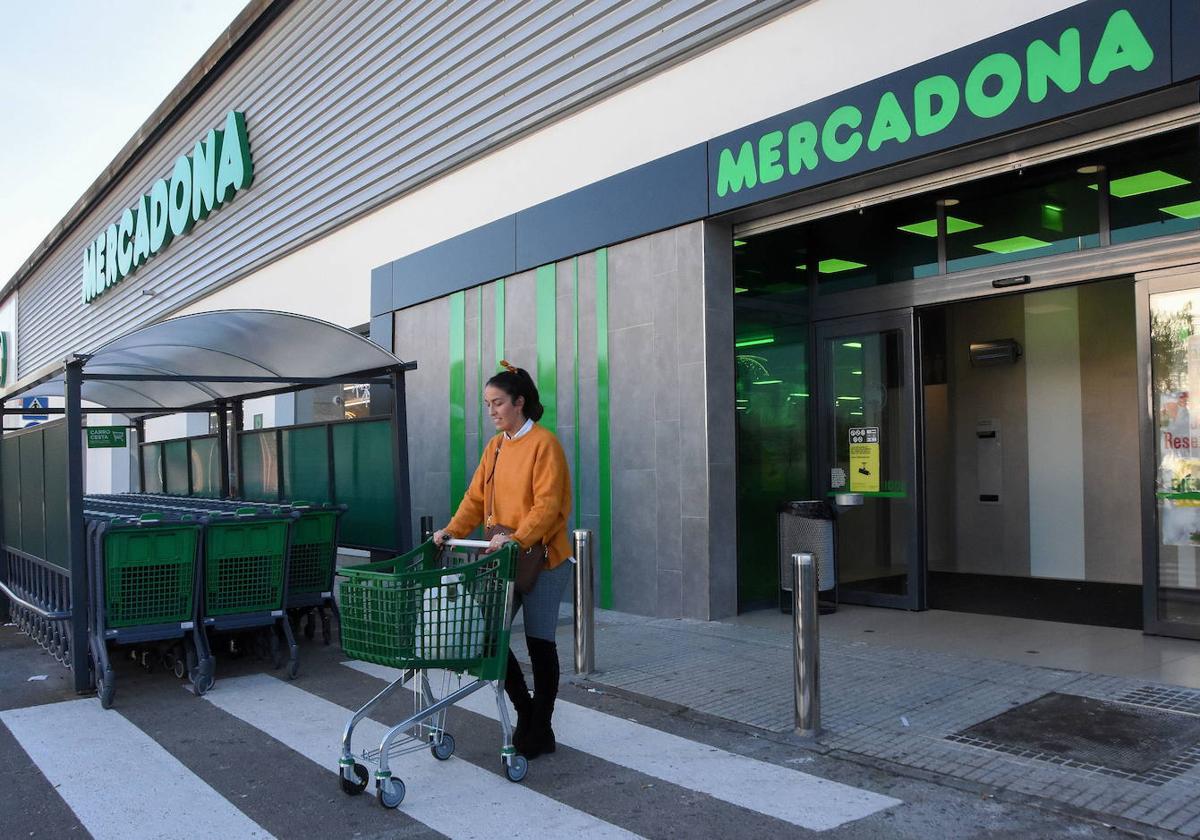 Fachada de un supermercado de Mercadona.