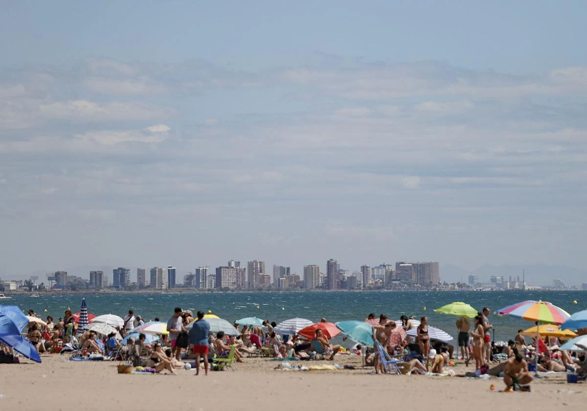 Multas de hasta 750 euros por cometer alguna de estas nueve infracciones en las playas de la Comunitat Valenciana