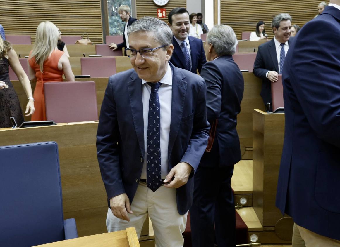 La sesión de control a Mazón en Les Corts, en imágenes