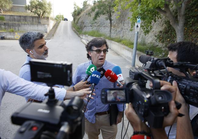 Esteban Goméz, abogado de 'El Yoyas' tras su visita a prisión.