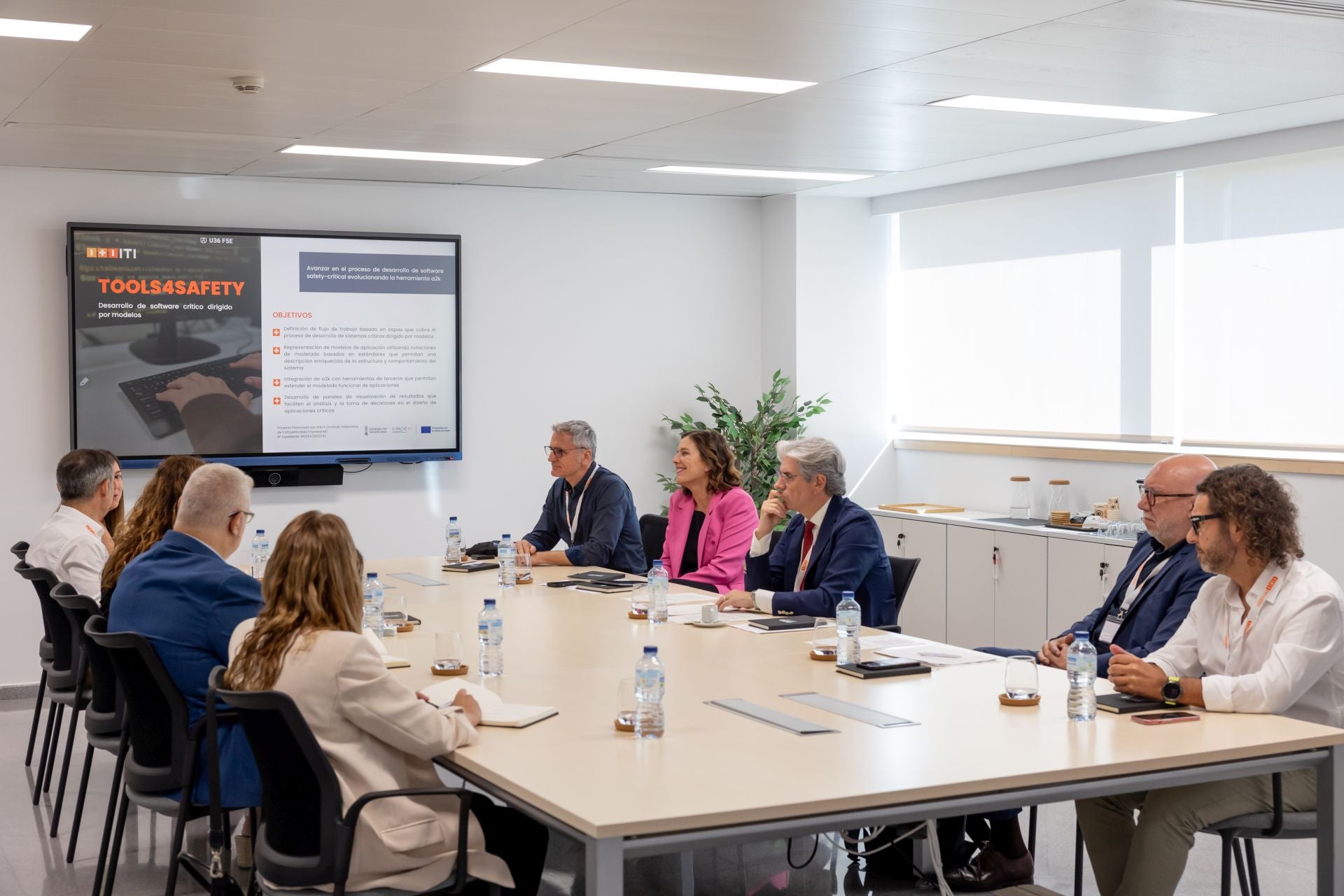 Encuentro de ITI sobre el sector de la salud, la industria y las TIC en la Comunitat