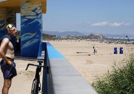 Zaona de la playa donde se suelen instalar los chiringuitos en la Patacona.