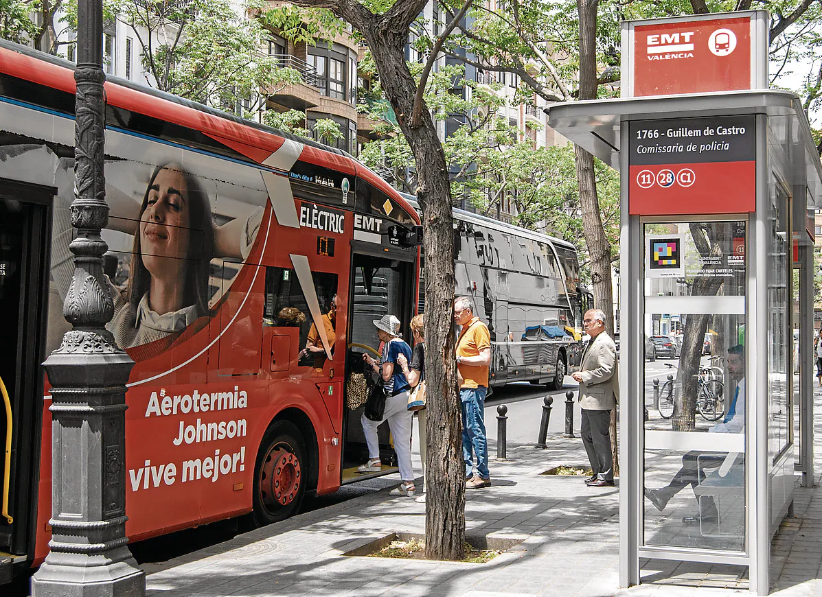 Valencia ampliará la red de carriles rápidos para autobuses de la EMT