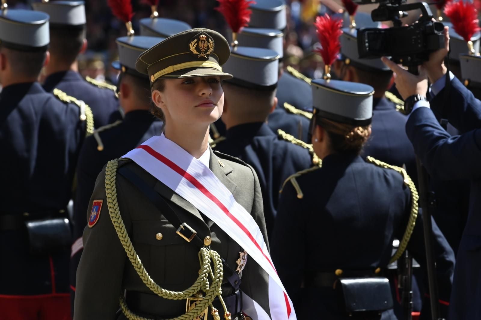 La reina Letizia estrena un vestido comprado en 2020