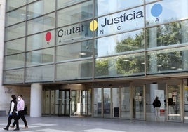 Entrada a la Ciudad de la Justicia de Valencia.