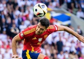 Mikel Merino marca el gol de la victoria ante Alemania.