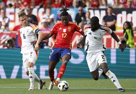 Nico Williams y Rudiger, durante un lance del encuentro.