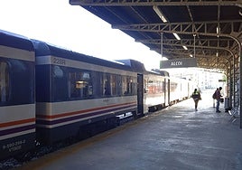 Anden de la estación de Alcoy, en una imagen de archivo.