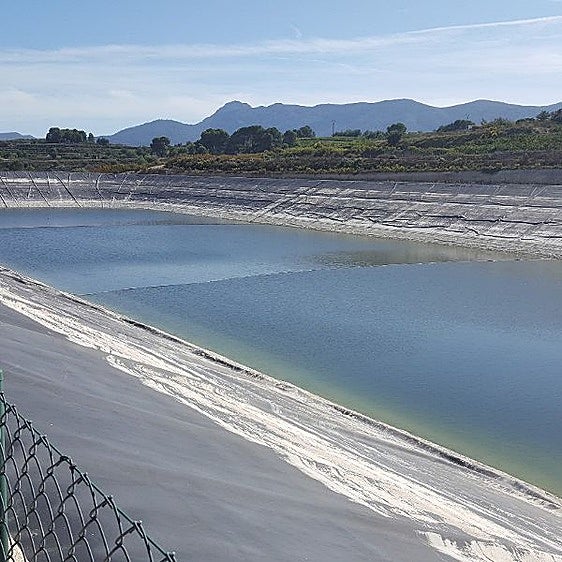 Los regantes de la Vall d'Albaida piden ayuda a Conselleria para invertir 1,2 millones en ampliar el riego por goteo