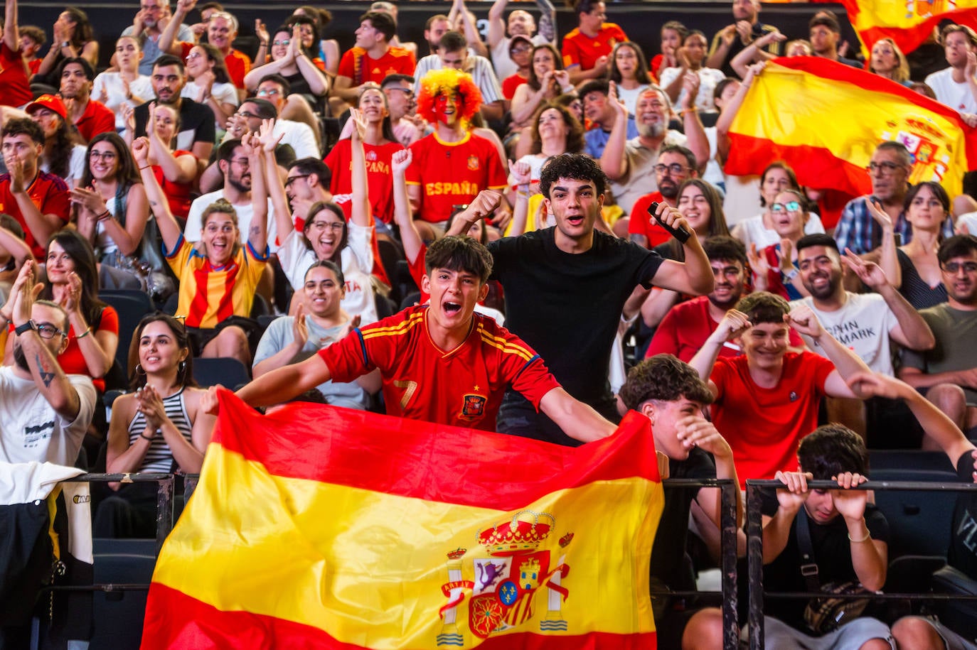 La Fonteta estalla con la victoria de España frente a Francia en la semifinal de la Eurocopa