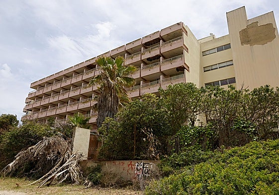 Estado actual del hotel Sidi Saler.