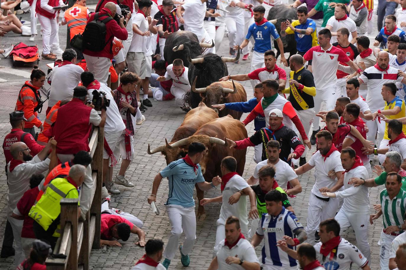 Las mejores imágenes del quinto encierro de San Fermín