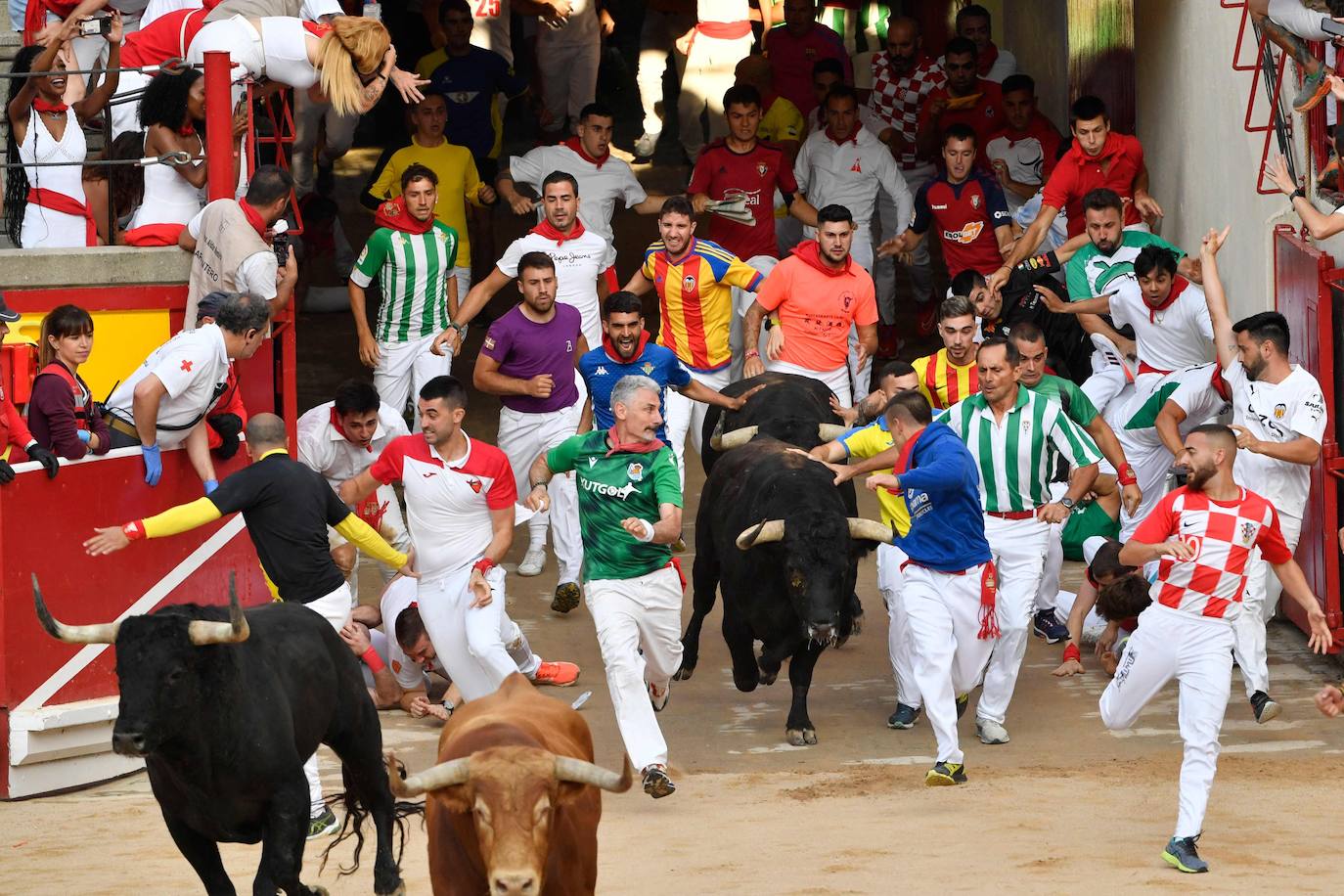 Las mejores imágenes del quinto encierro de San Fermín