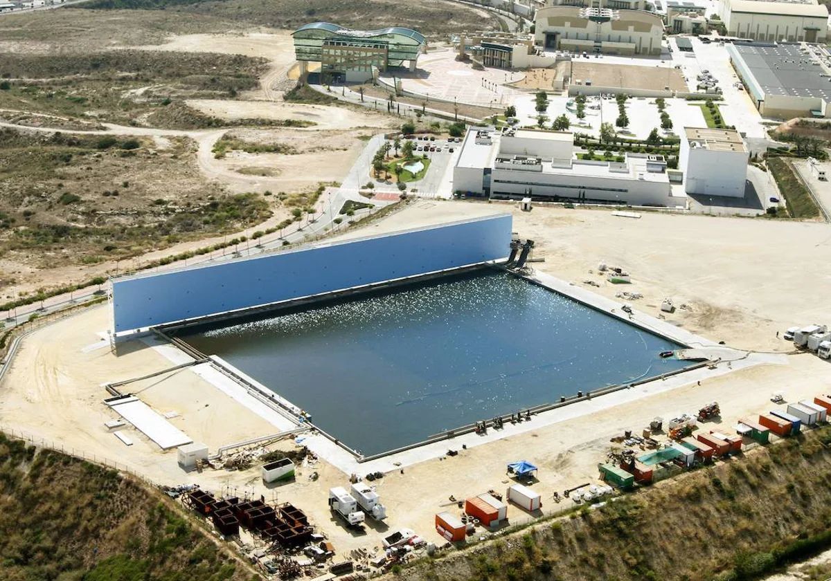 El tanque de agua de la Ciudad de la Luz.