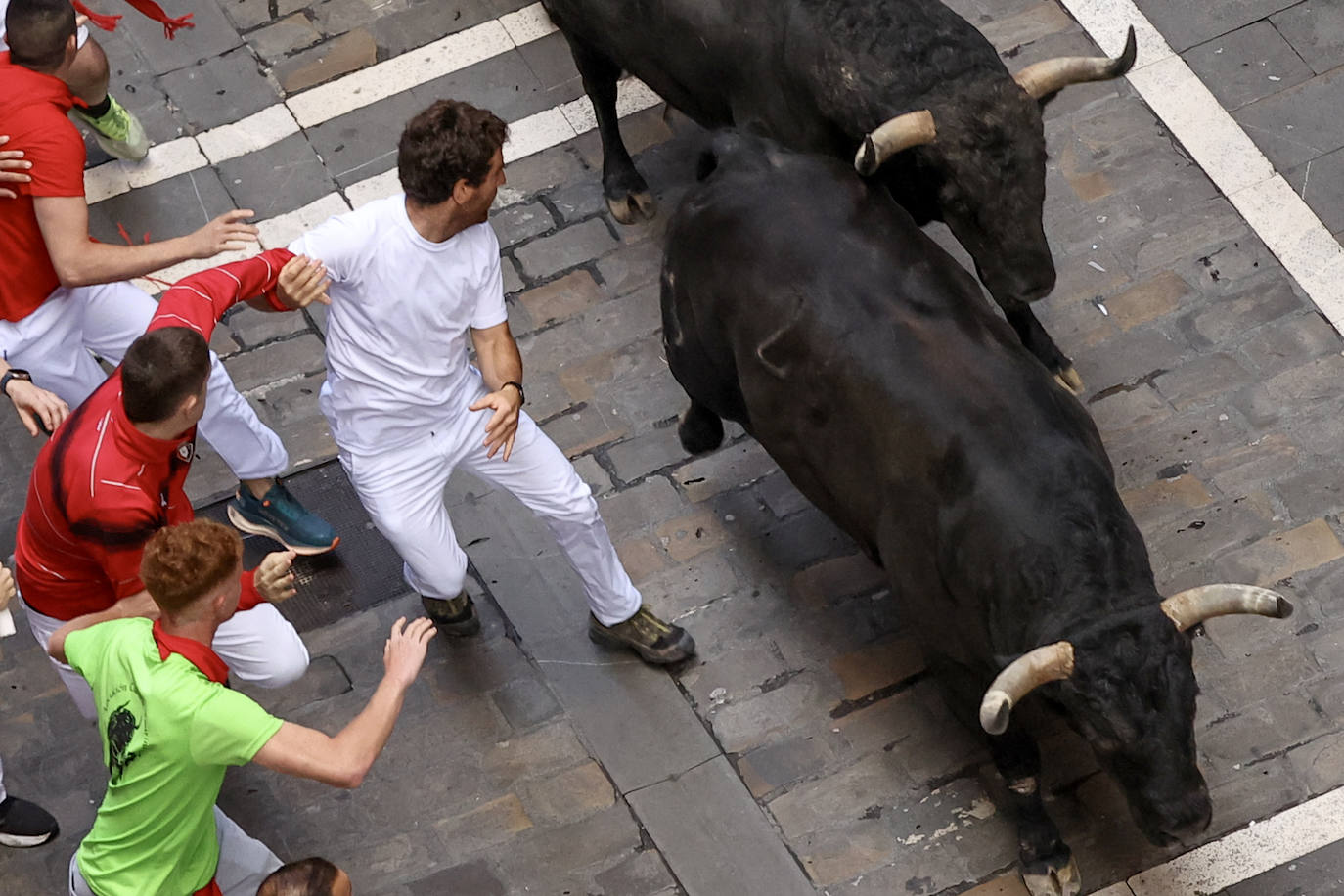 Las mejores imágenes del sexto encierro de San Fermín 2024