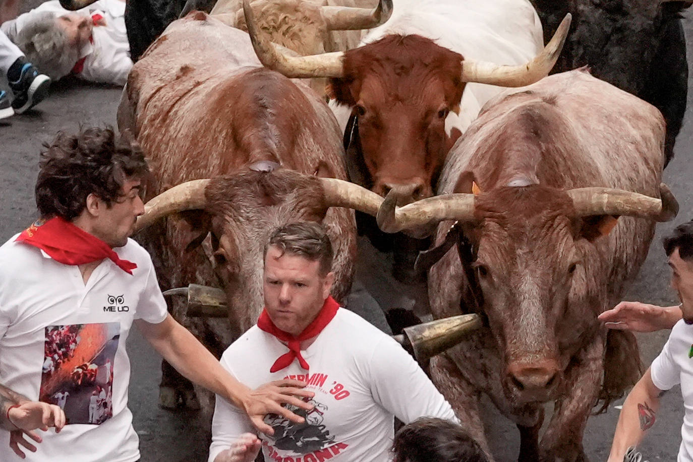 Las mejores imágenes del sexto encierro de San Fermín 2024