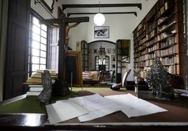 Biblioteca de Elca, casa familiar y paisaje poético de Francisco Brines.