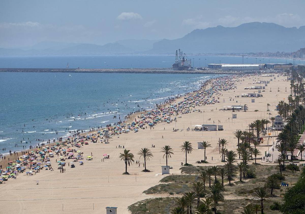 Así están hoy las playas de Gandia, Oliva y Sagunto: tiempo y bandera