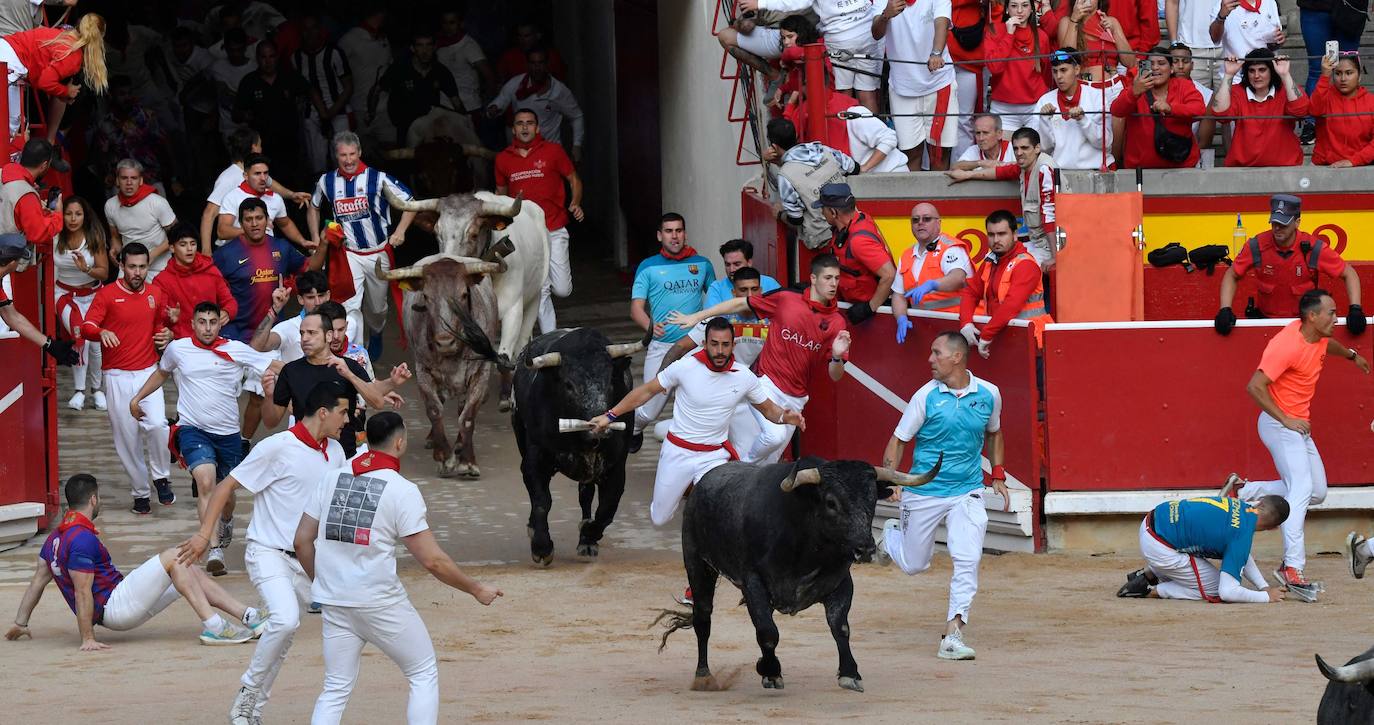 Las mejores imágenes del octavo encierro de San Fermín 2024