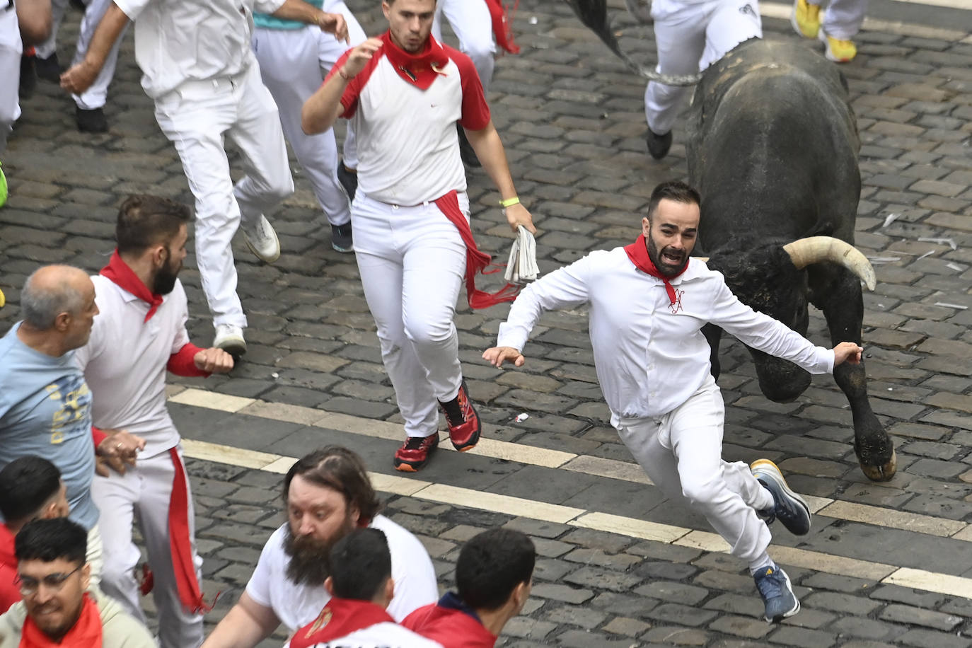 Las mejores imágenes del octavo encierro de San Fermín 2024