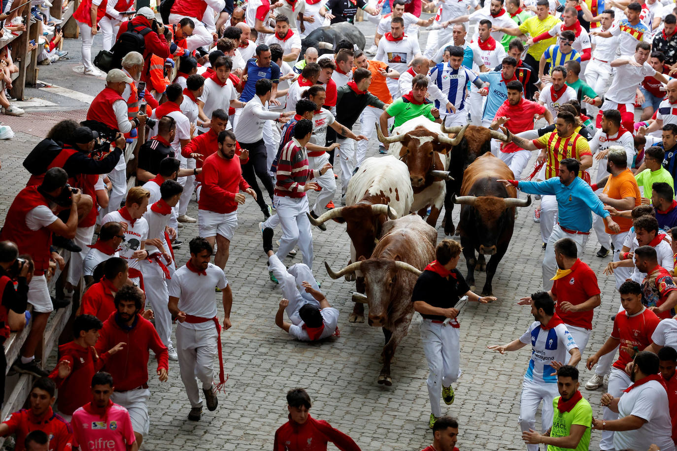 Las mejores imágenes del octavo encierro de San Fermín 2024