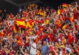 La Fonteta vibra con la final de España en la Eurocopa