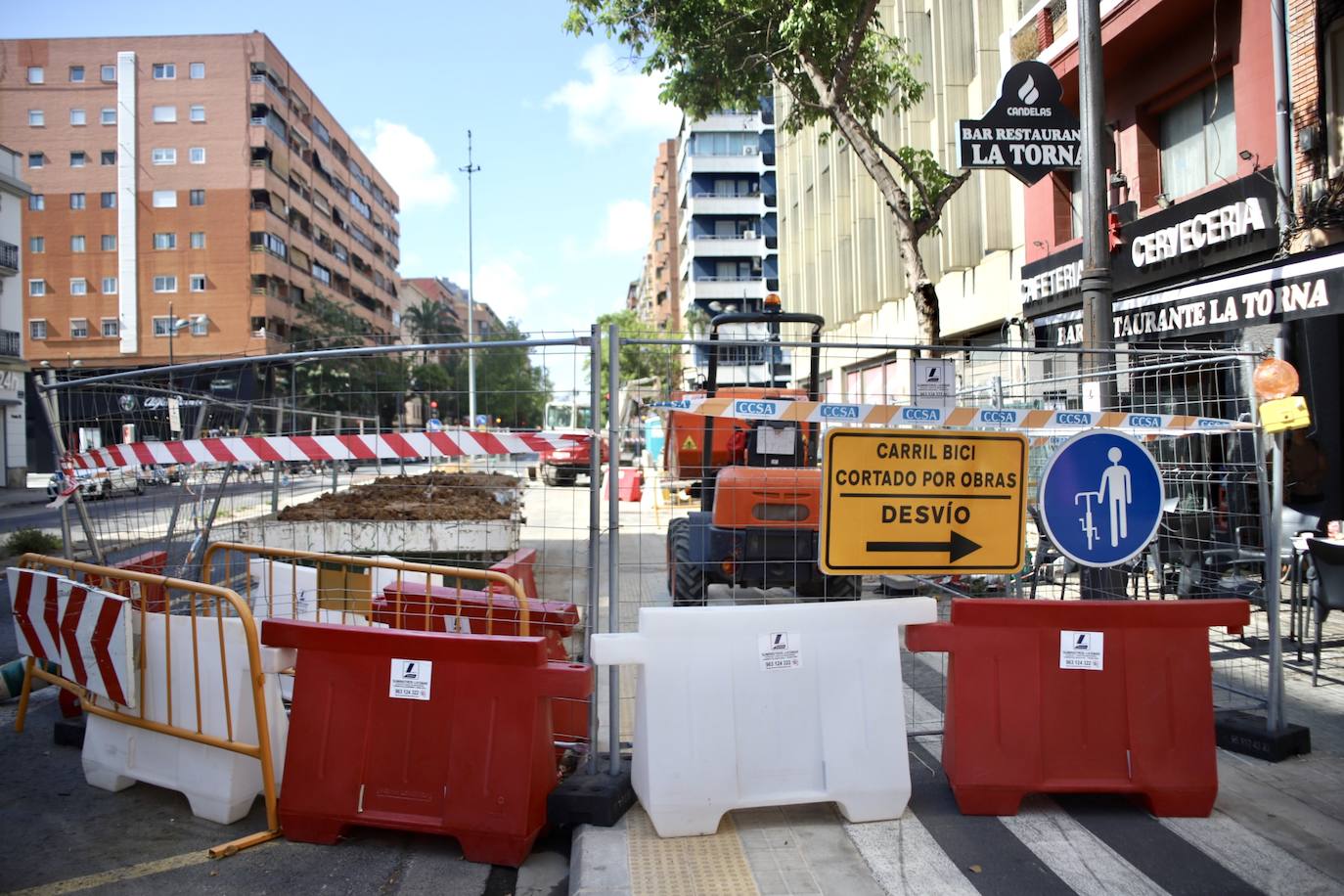 Obras en la avenida Cardenal Benlloch de Valencia