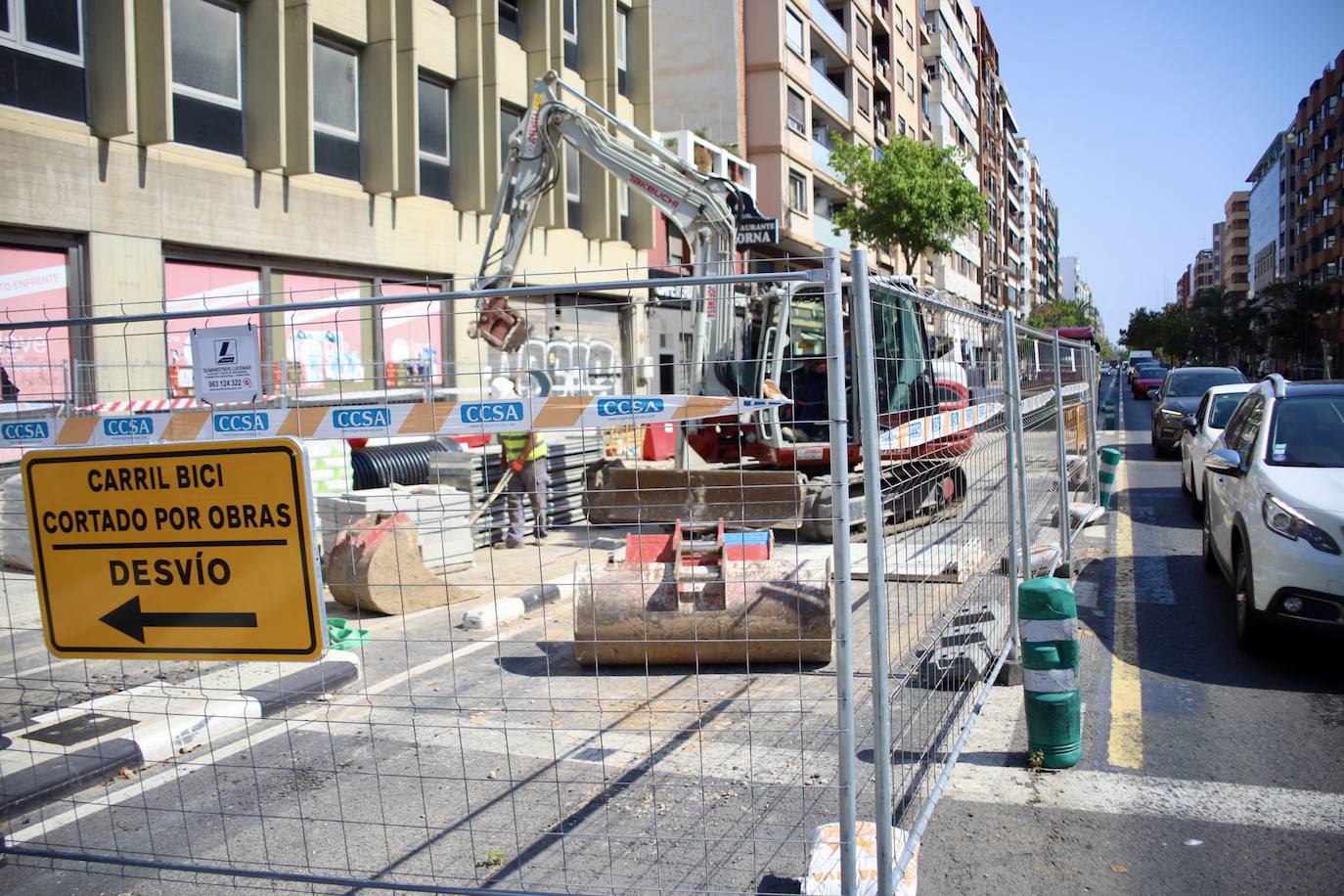 Obras en la avenida Cardenal Benlloch de Valencia