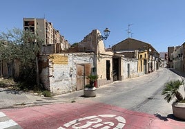 Zona donde los vecinos denuncian ocupaciones ilegales en Campanar.